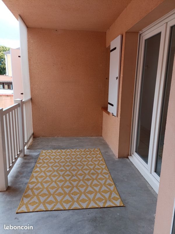 Appartement à louer, 67m², Saint-Juéry