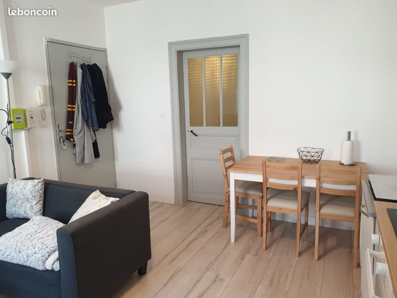 Appartement à louer, 37m², Saint-Yrieix-la-Perche