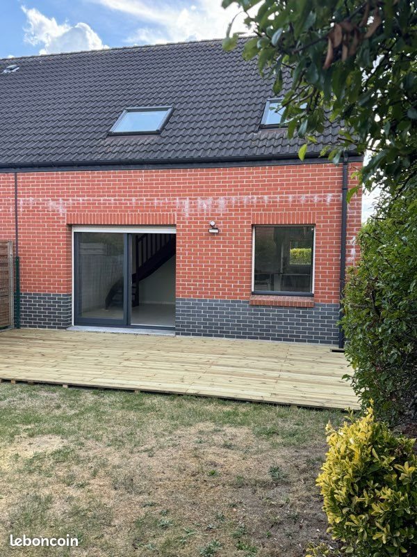 Maison à louer, 90m², Neuville-en-Ferrain