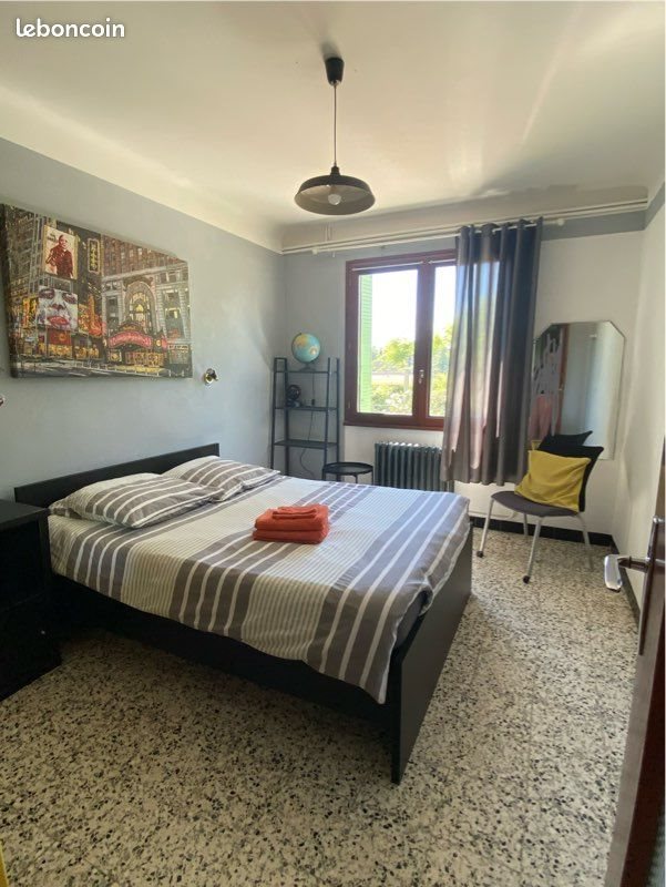 Appartement à louer, 70m², Nîmes
