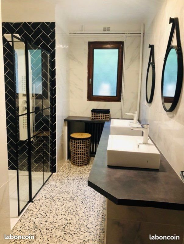 Appartement à louer, 70m², Nîmes