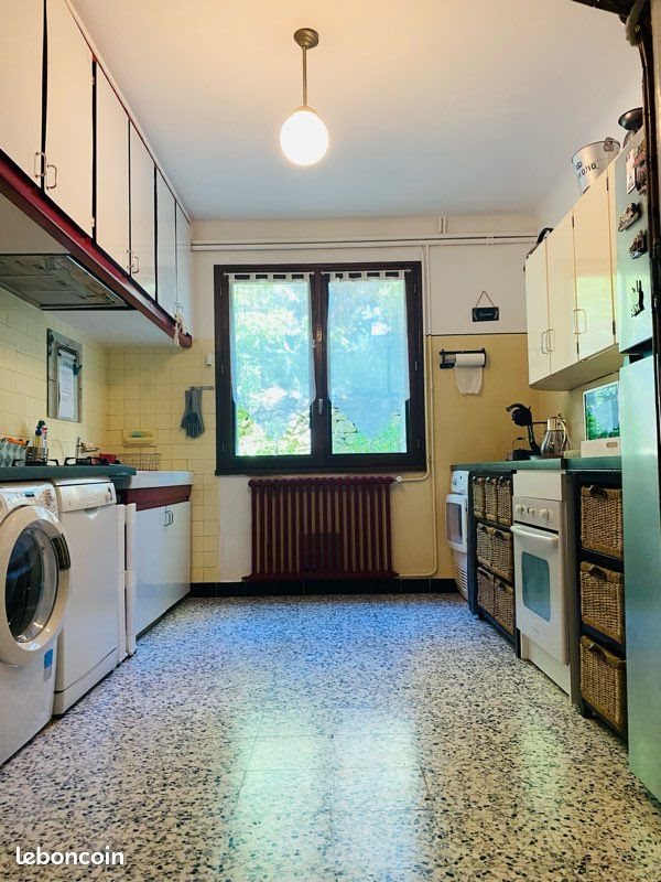 Appartement à louer, 70m², Nîmes