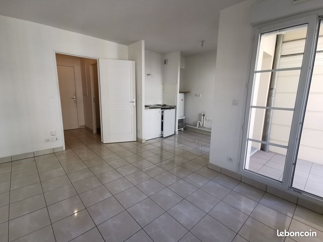 Appartement à louer, 25m², Reims