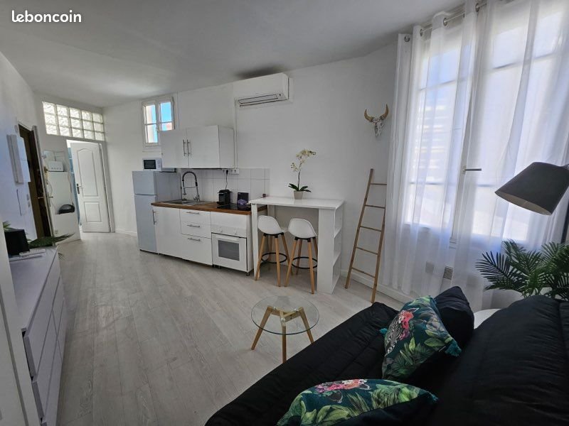 Appartement à louer, 24m², Antibes
