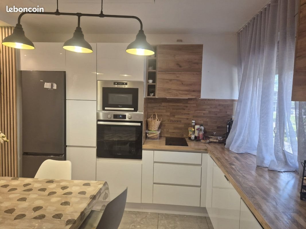 Appartement à vendre, 65m², Cluses