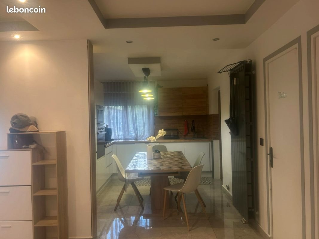 Appartement à vendre, 65m², Cluses