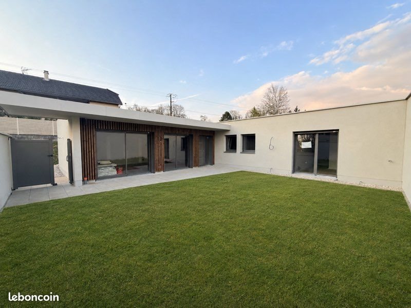 Maison à vendre, 125m², Pirey