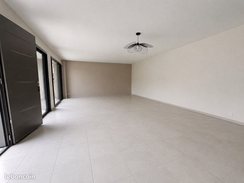 Maison à vendre, 125m², Pirey