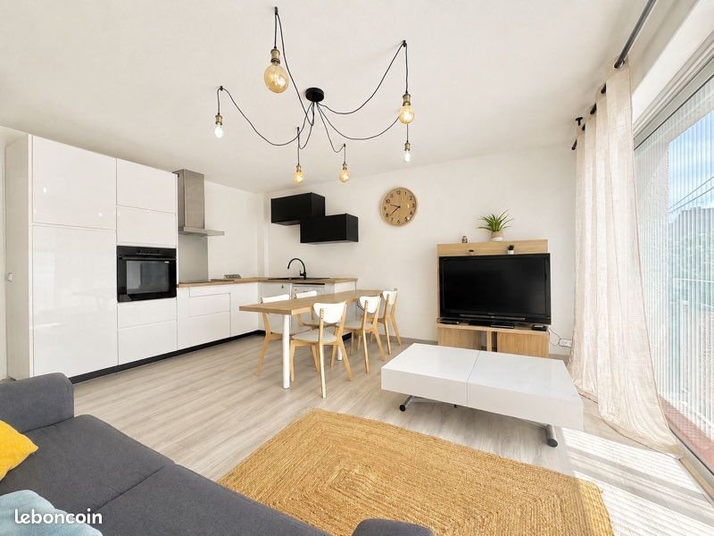 Appartement à louer, 55m², Saint-Raphaël