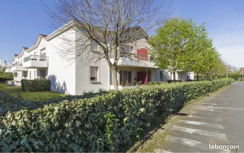 Appartement à louer, 45m², Lons