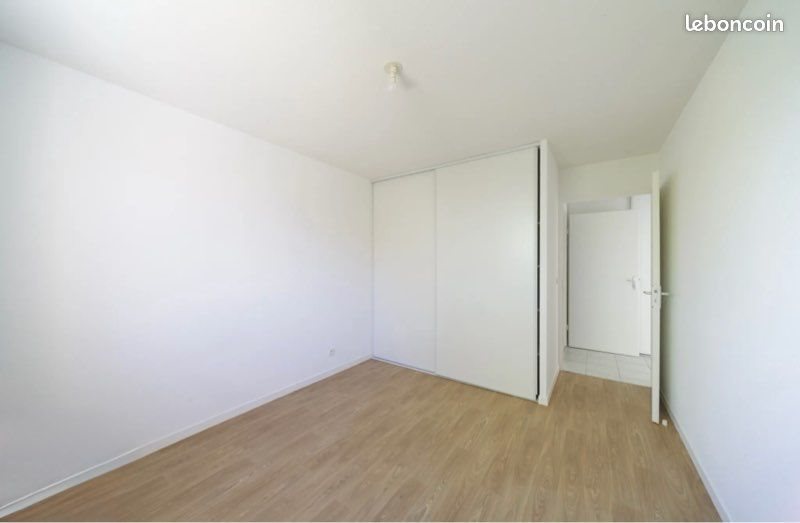 Appartement à louer, 45m², Lons