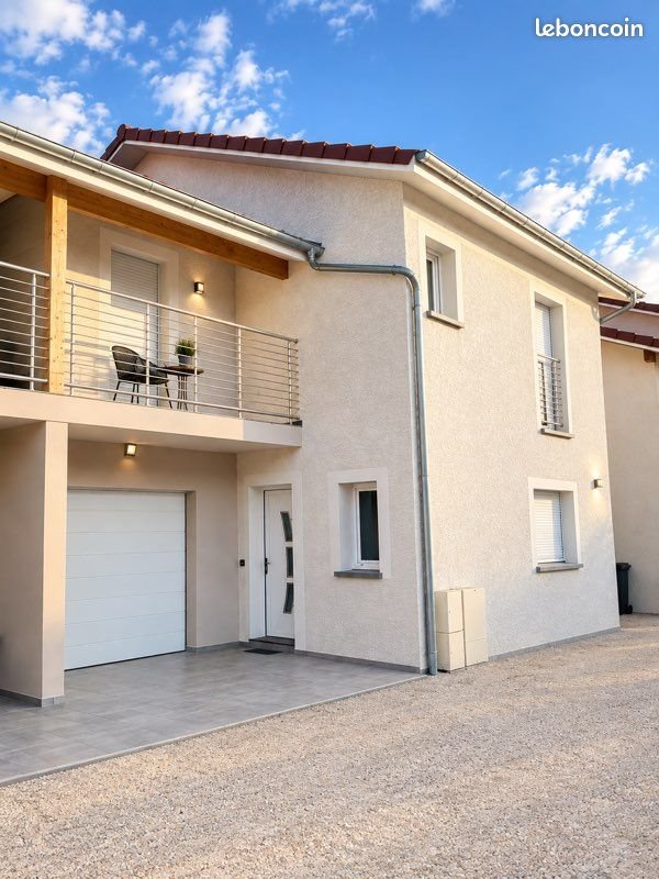 Maison à louer, 110m², Oyonnax
