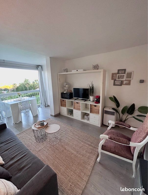 Appartement à louer, 30m², Villeneuve-Loubet
