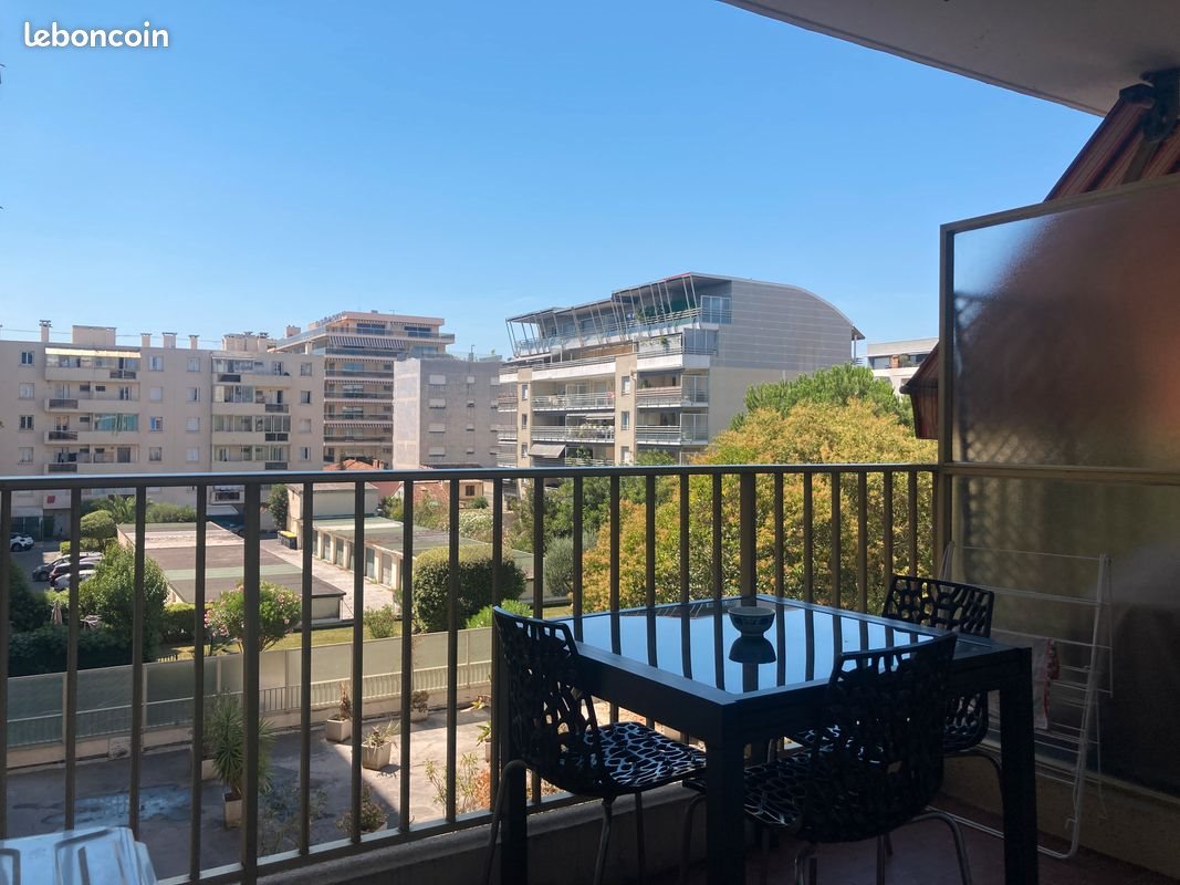 Appartement à louer, 25m², Antibes