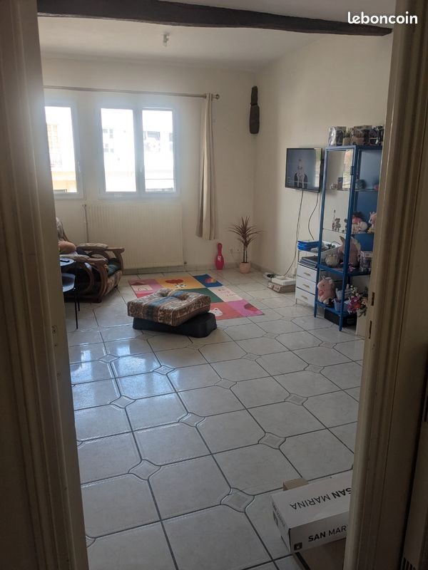 Appartement à louer, 43m², Moulins