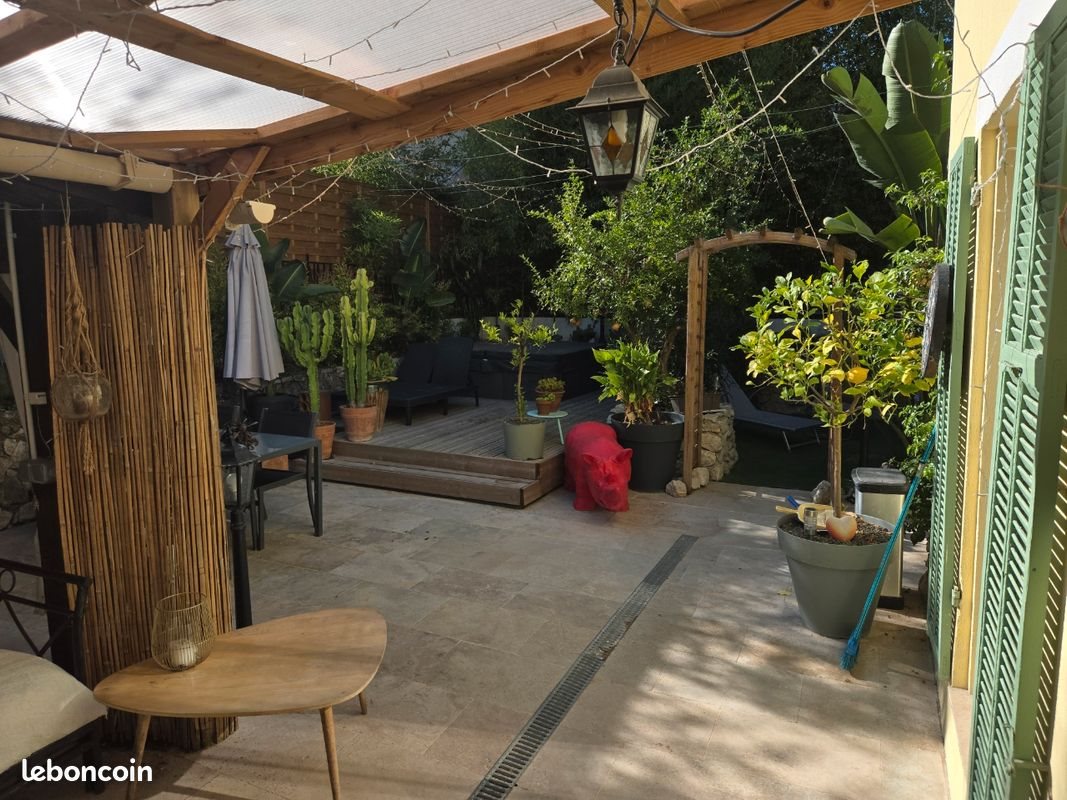 Maison à louer, 80m², Nice