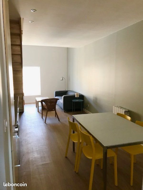 Appartement à louer, 63m², Belleville