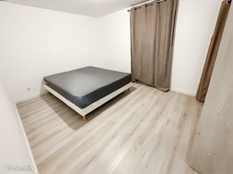 Maison à louer, 80m², Ferrières