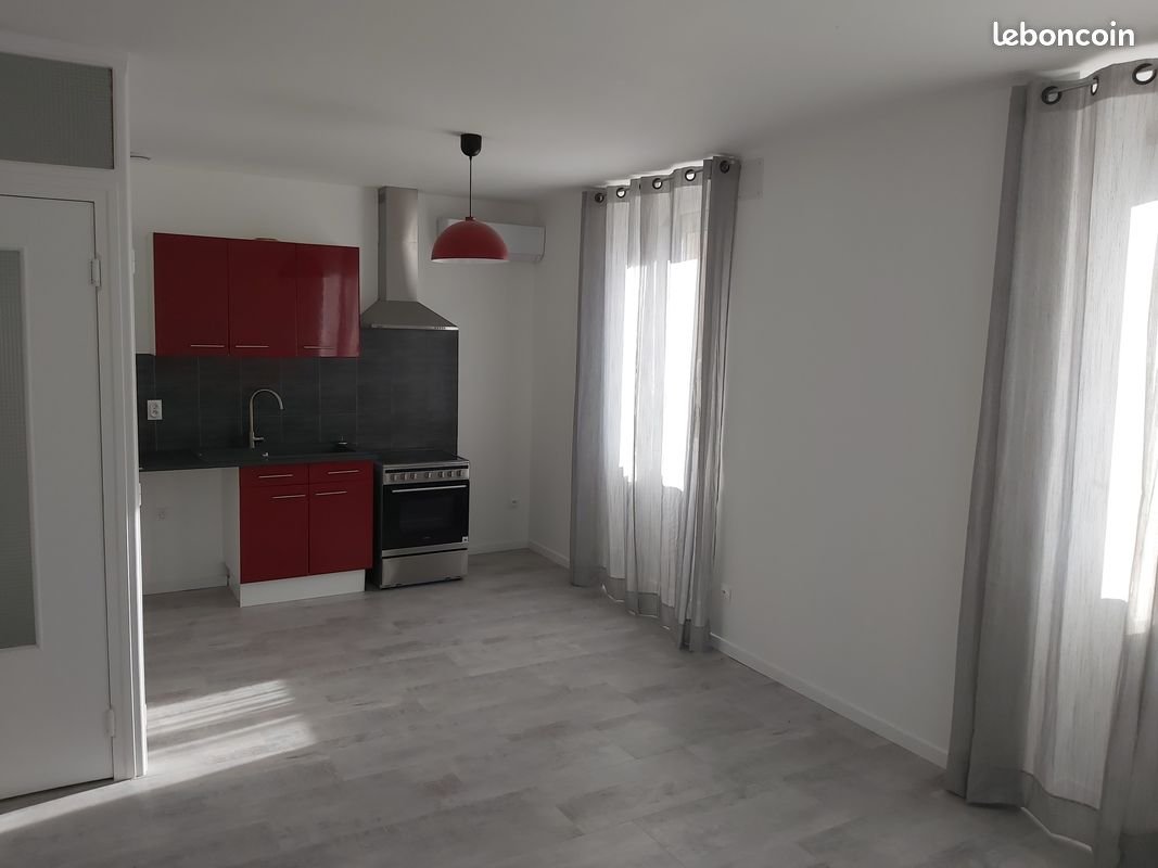 Maison à louer, 60m², Nivolas-Vermelle