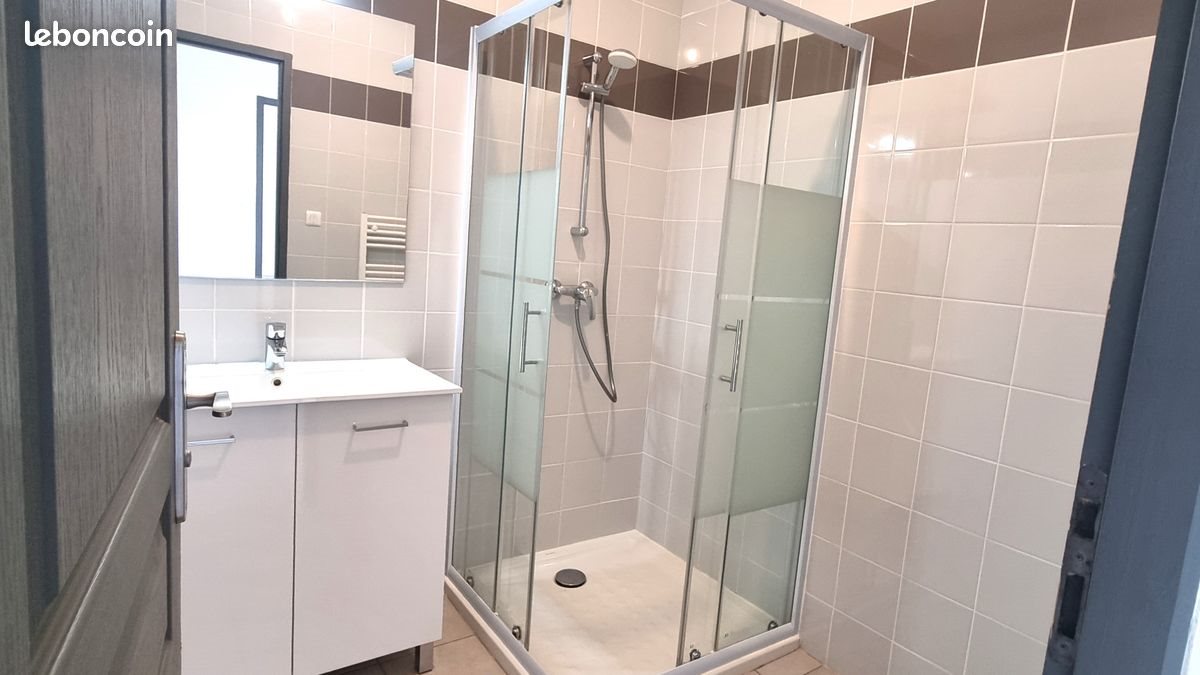 Appartement à louer, 70m², Saint-Hilaire-de-Brethmas
