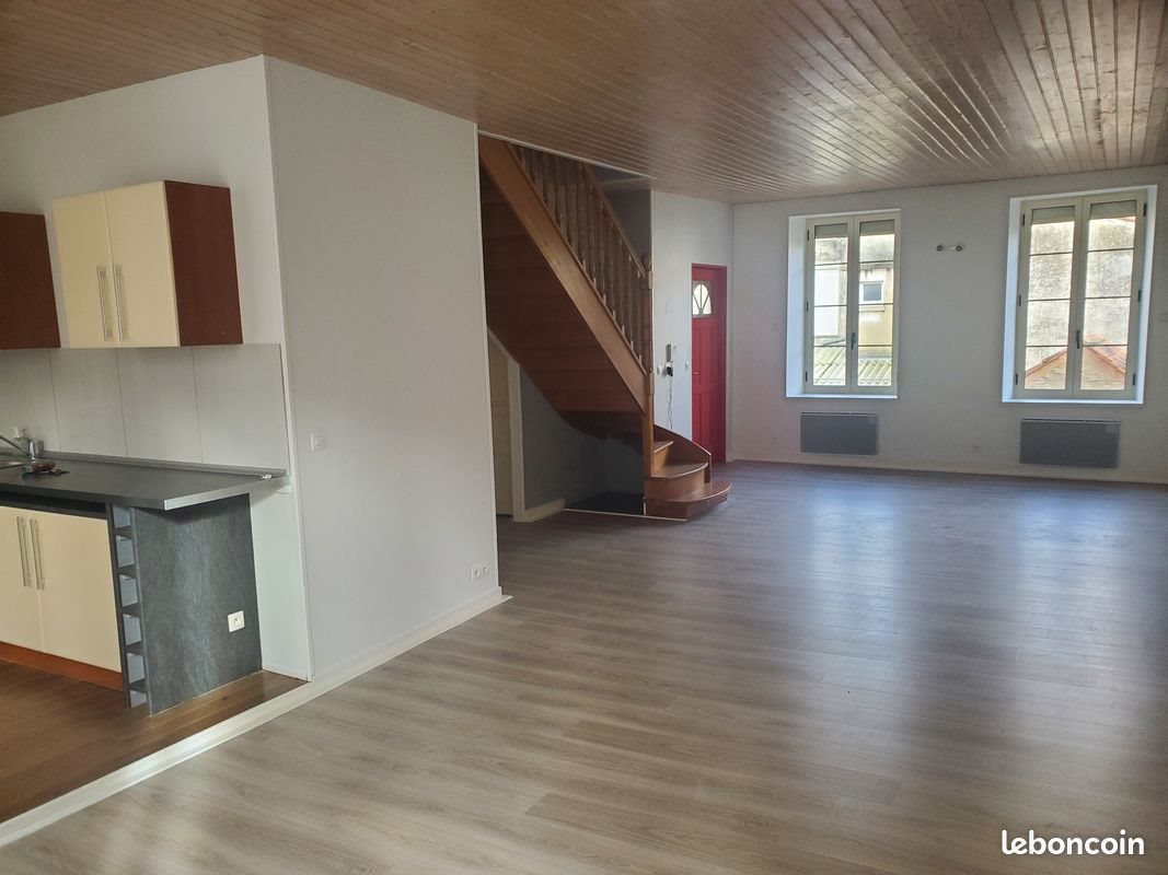 Appartement à vendre, 205m², Saint-Jean-d'Angély