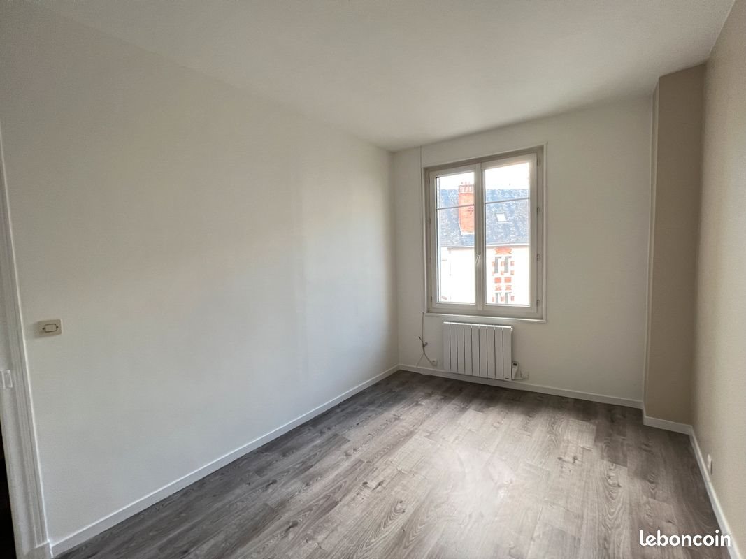 Appartement à louer, 28m², Orléans