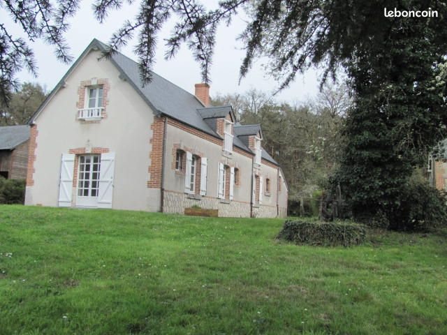 Maison à louer, 138m², Gy-en-Sologne