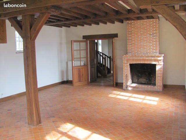 Maison à louer, 138m², Gy-en-Sologne