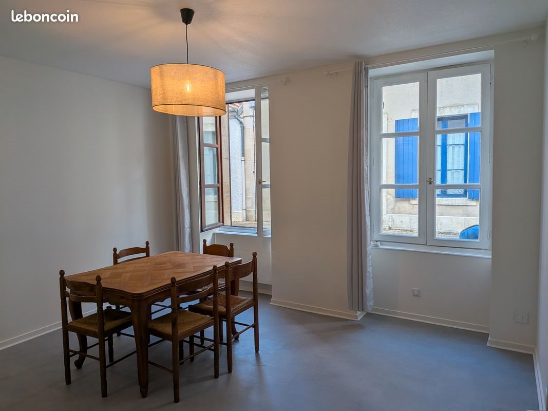 Appartement à louer, 46m², Saint-Amand-Montrond