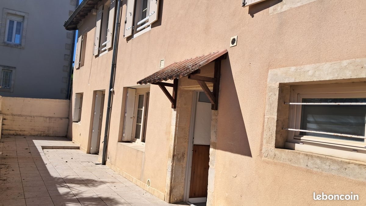 Maison à louer, 103m², Saint-Maixent-l'Ecole