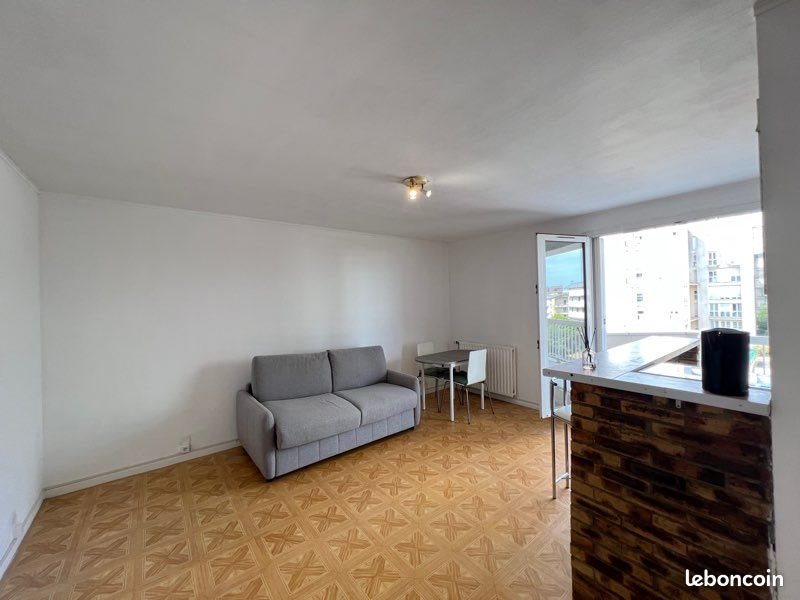 Appartement à louer, 30m², Cergy