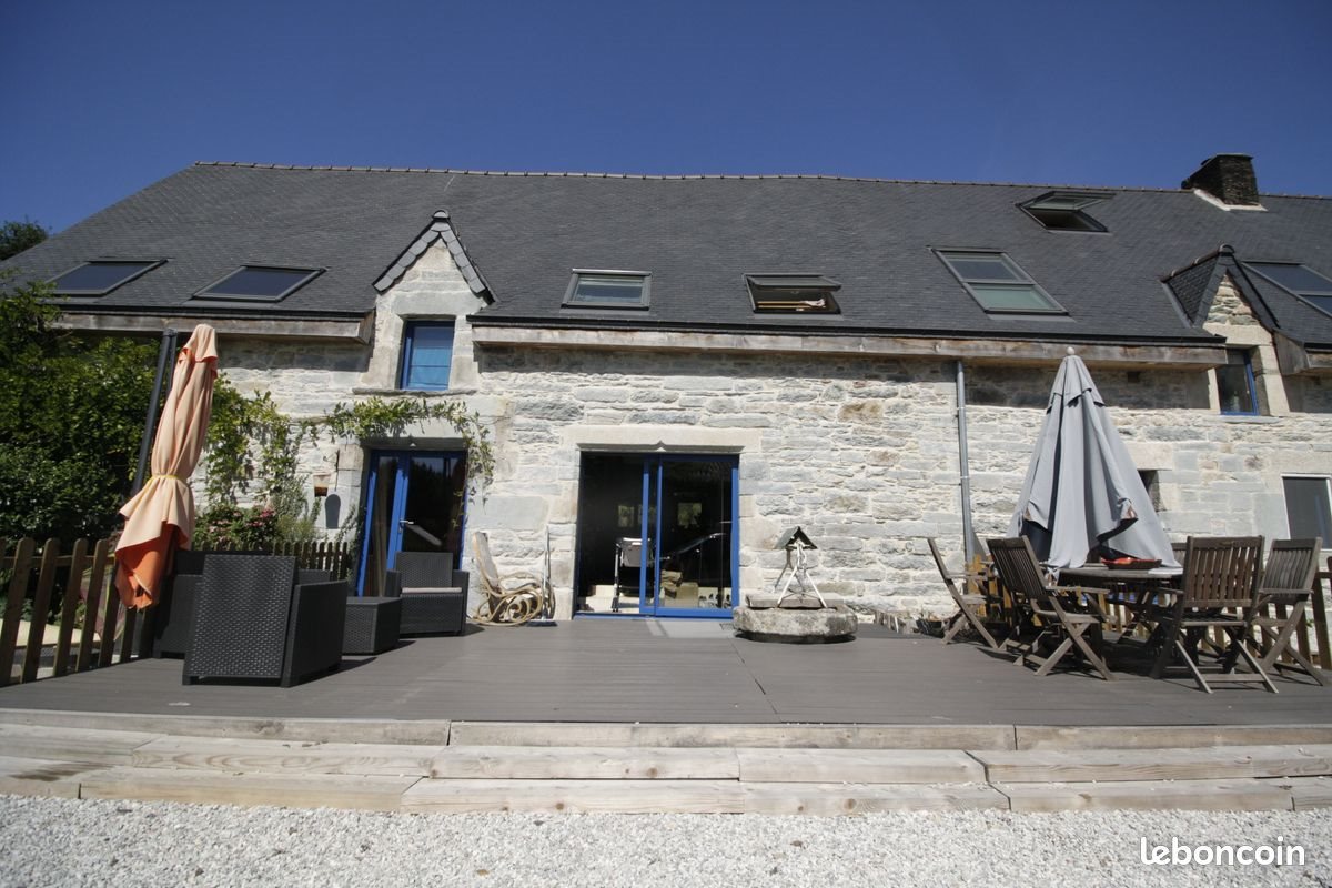 Maison à louer, 264m², Cléguérec