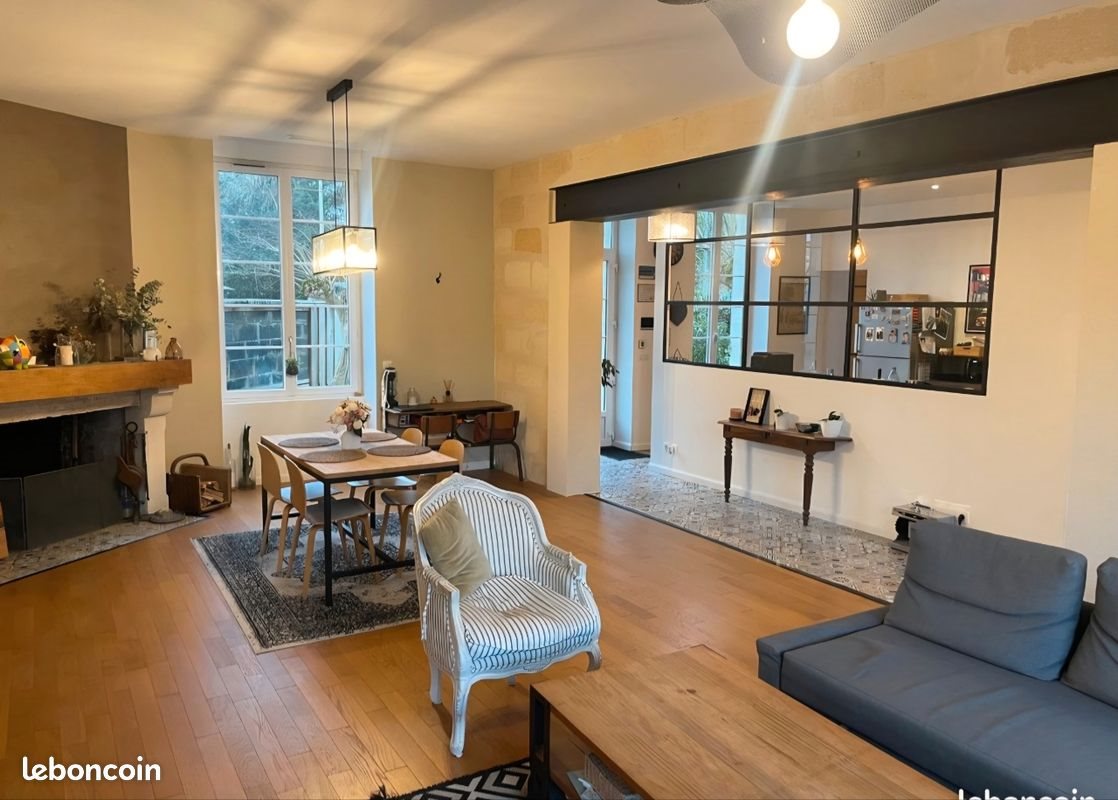 Maison à vendre, 180m², Saint-Médard-d'Eyrans