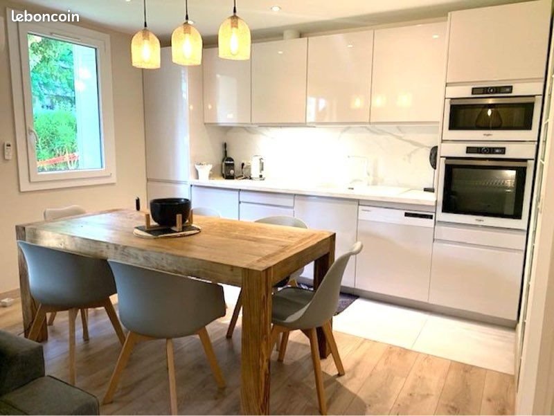 Appartement à louer, 57m², Marseille 8ème