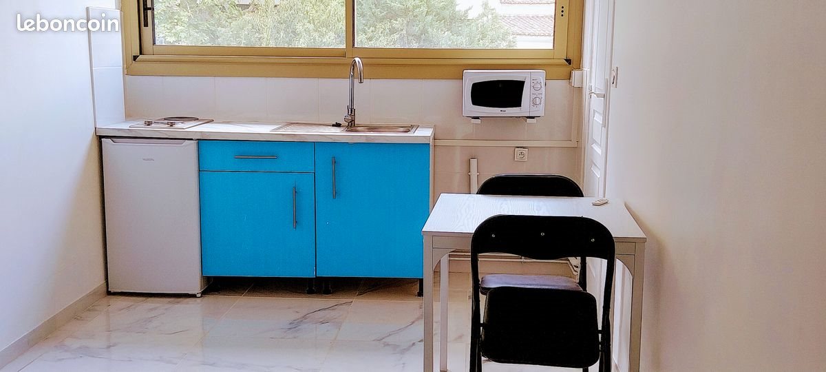 Appartement à louer, 18m², Marseille 8ème