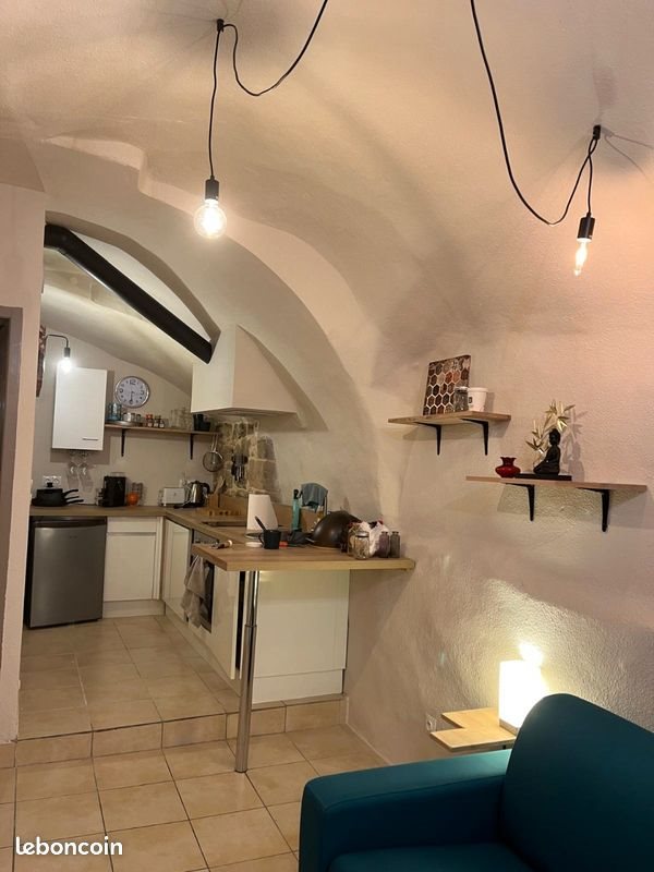 Appartement à louer, 22m², Aubenas