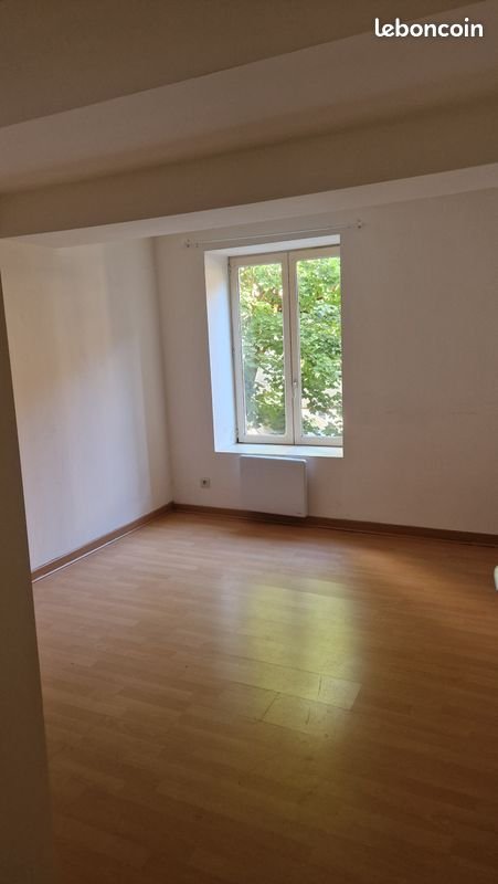 Appartement à louer, 49m², Taluyers