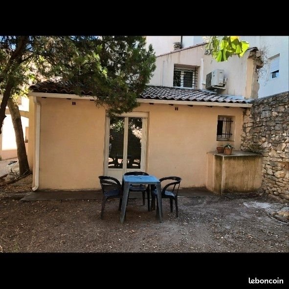 Appartement à louer, 45m², Nîmes