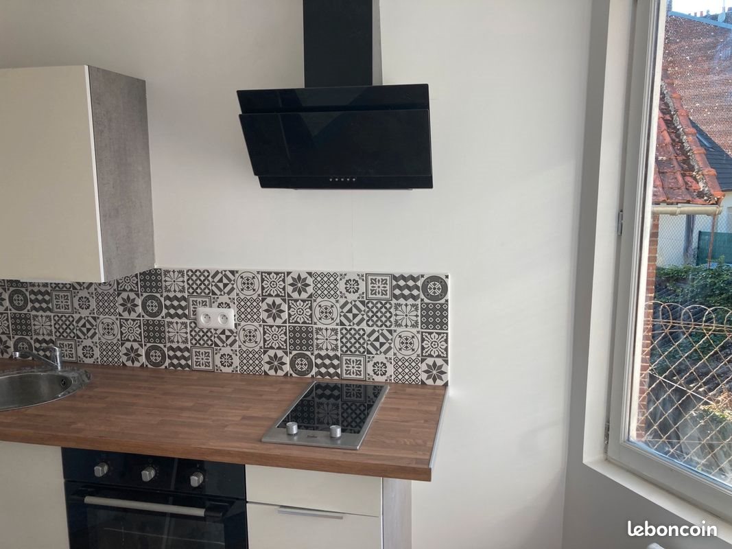 Appartement à louer, 25m², Noyon