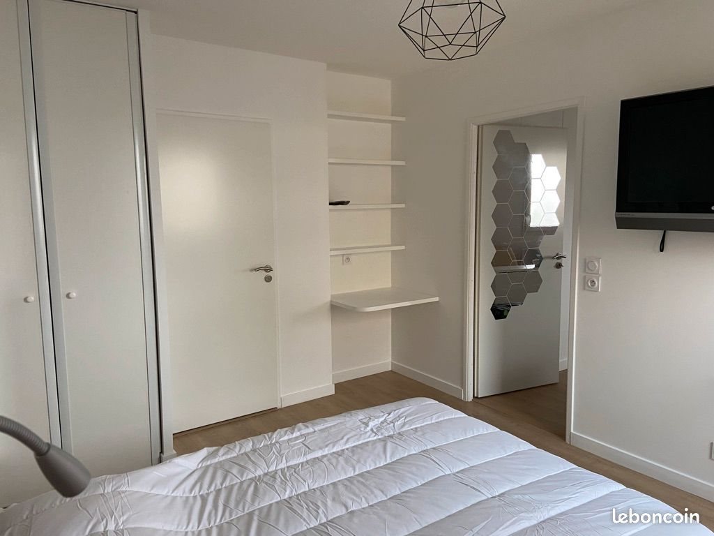 Appartement à louer, 42m², Talence