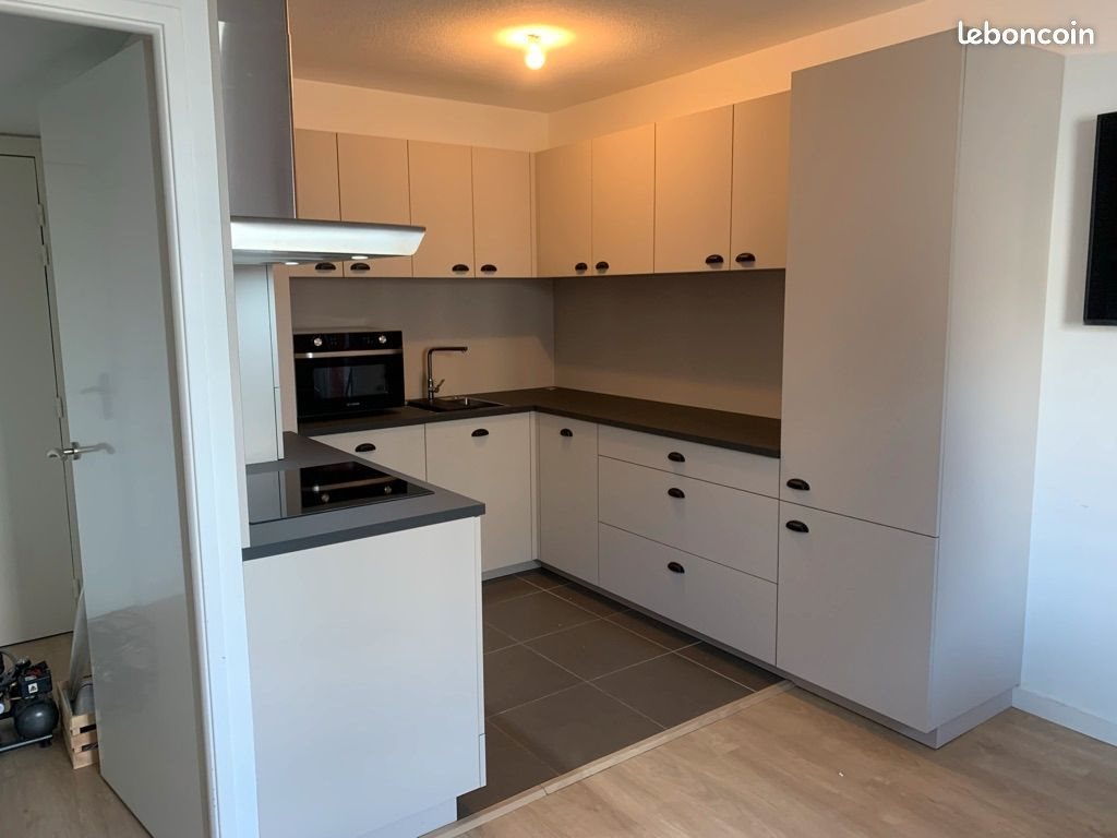 Appartement à louer, 42m², Talence