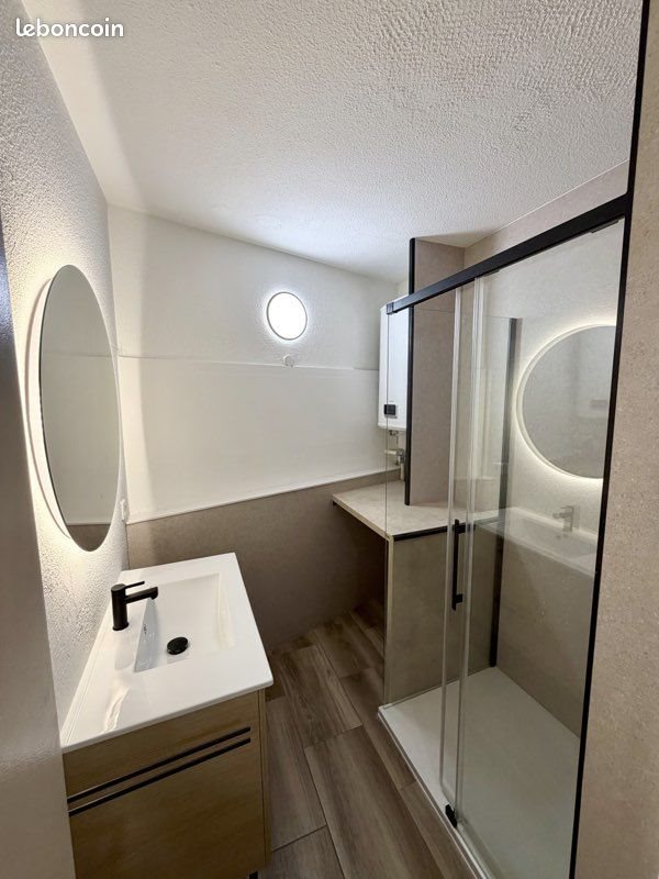 Appartement à louer, 44m², Vence