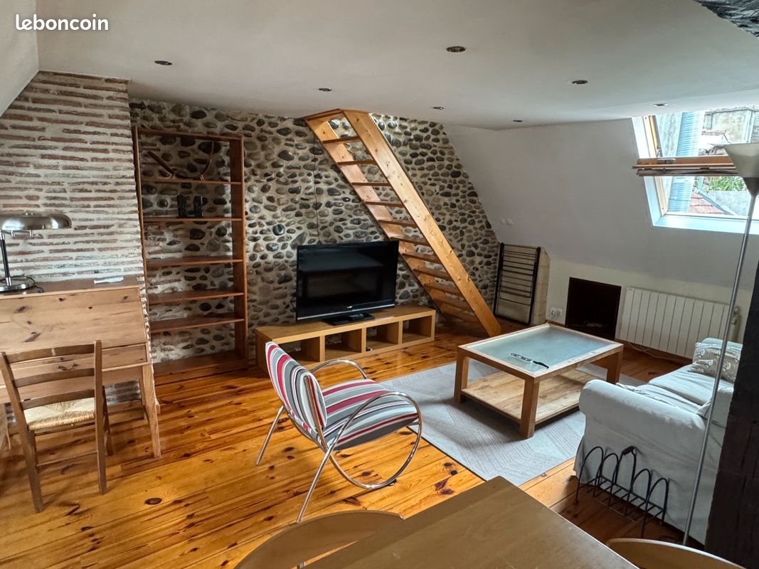 Appartement à louer, 80m², Pau