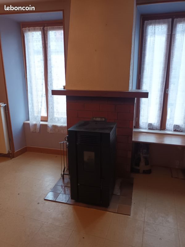 Maison à vendre, 200m², Bourg-Lastic