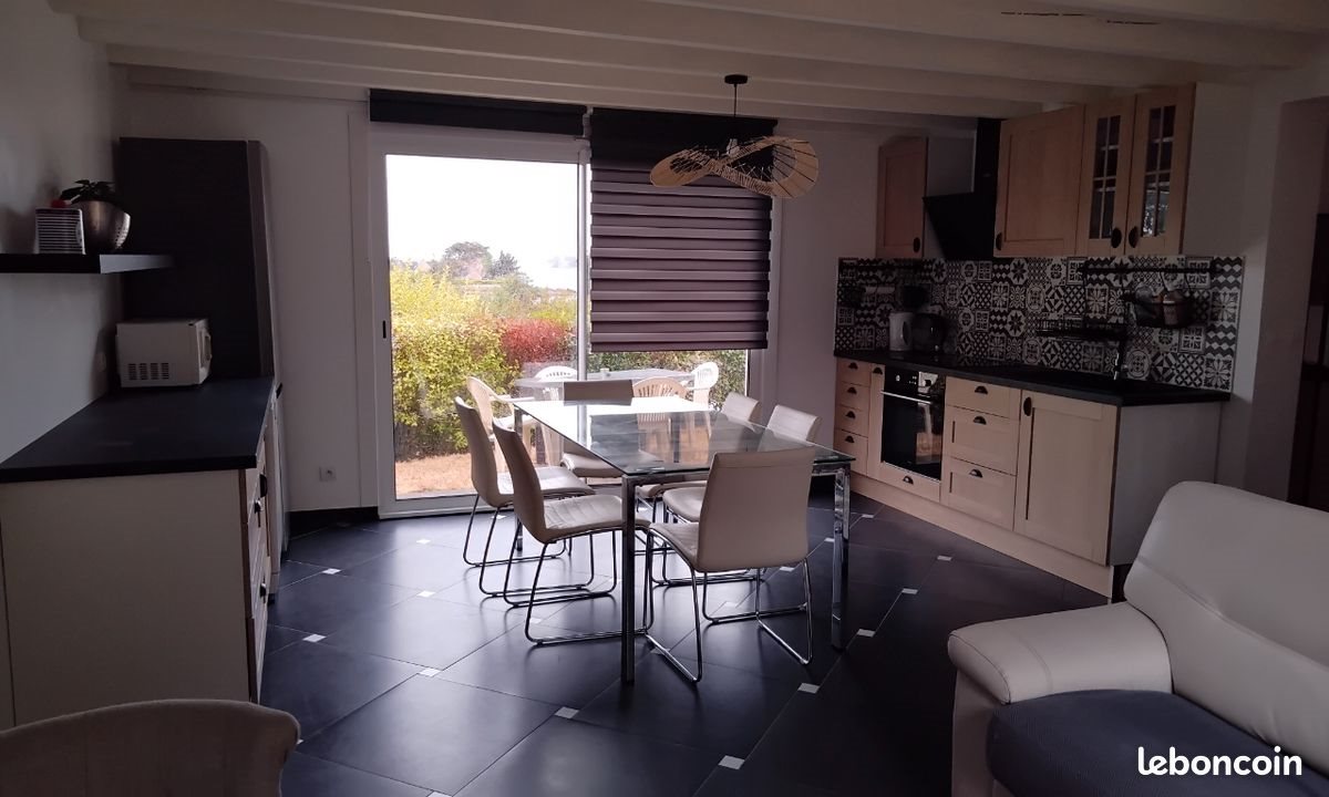 Maison à louer, 80m², Penvénan