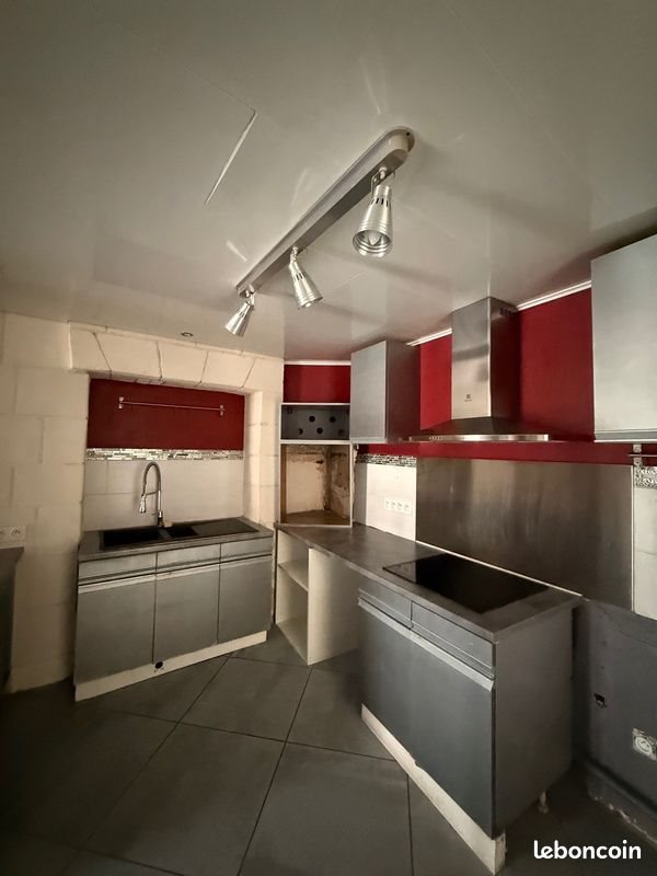 Maison à louer, 98m², Monts