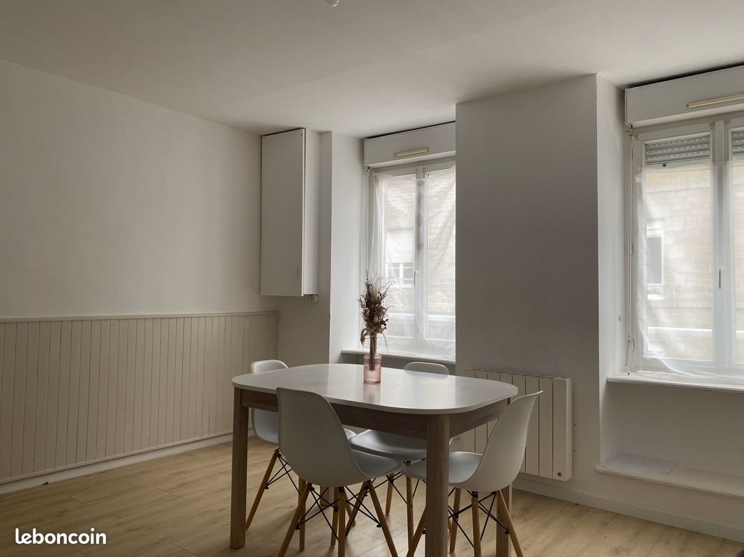 Appartement à louer, 60m², Gorron