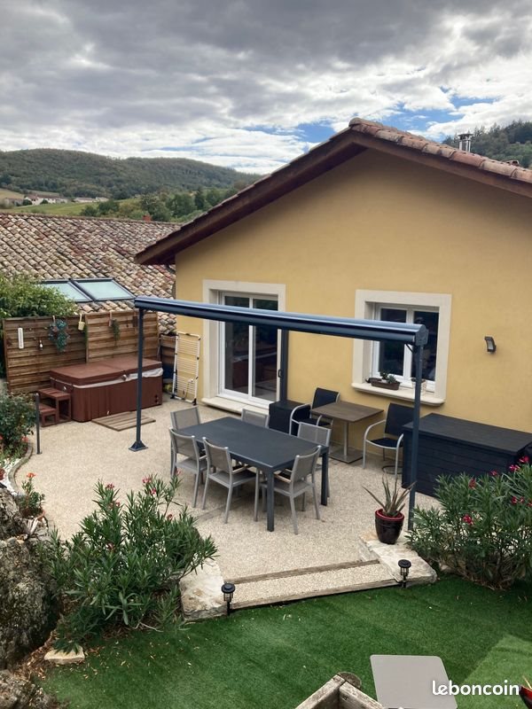 Maison à vendre, 97m², Lantignié