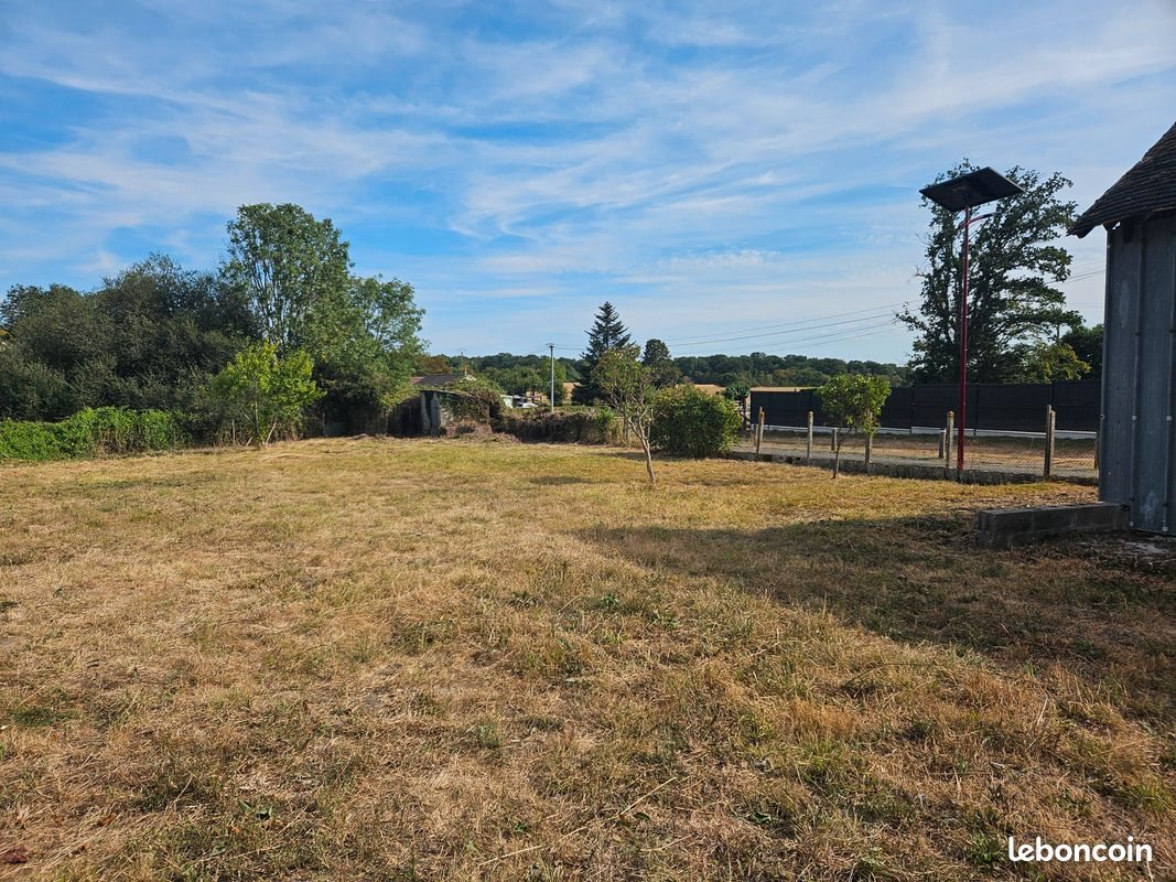 Maison à louer, 110m², Neufchâtel-en-Saosnois