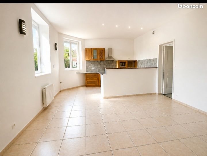 Appartement à louer, 110m², Montchanin